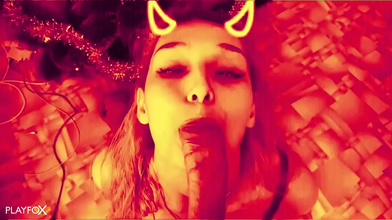 Iblis hottie, albatta, yaxshi becerdin oladi va uning eshagiga cum oladi